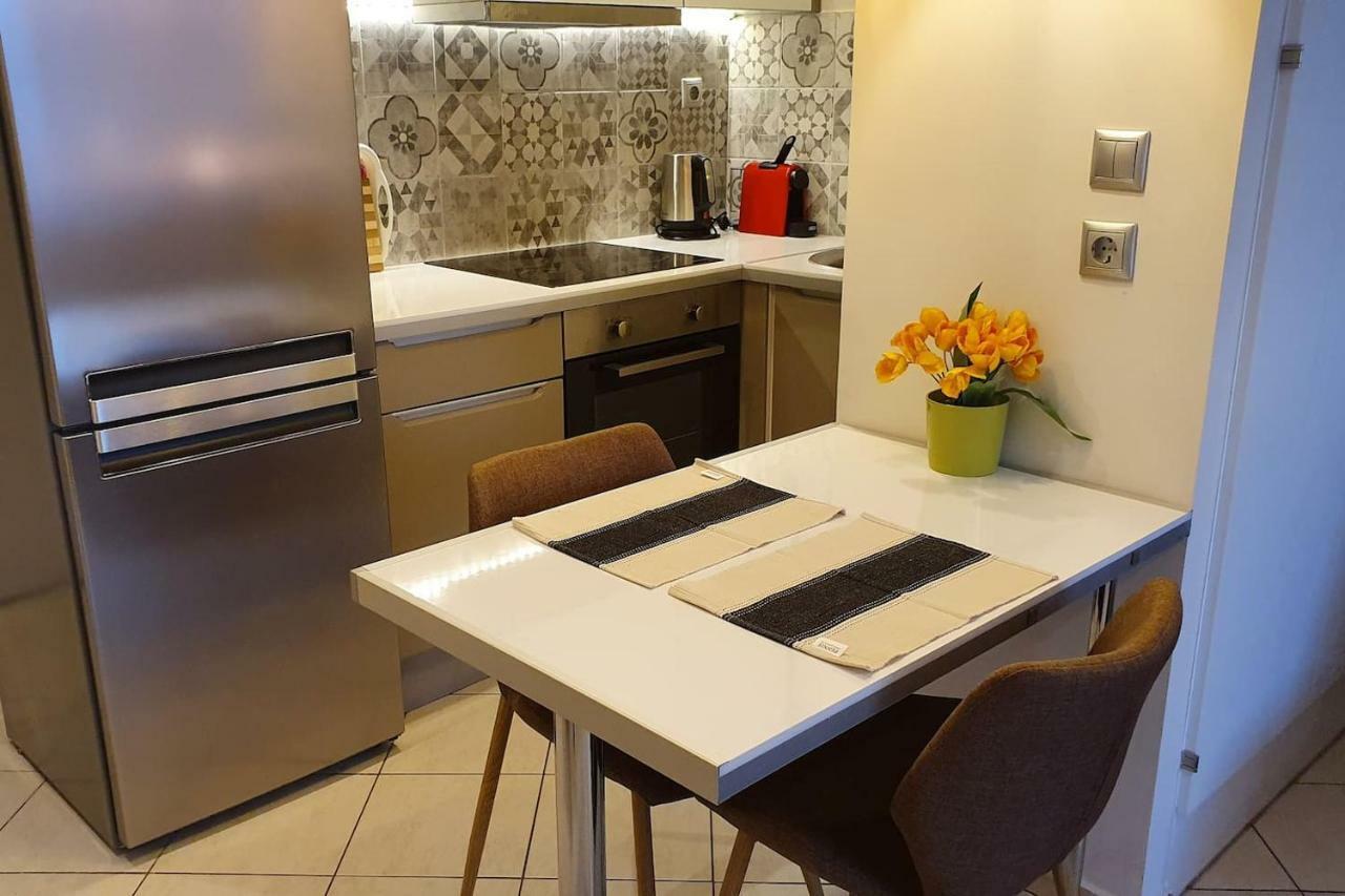 Cozy Luxury Apartment In The Heart Of Athens 8-1 Atenas Exterior foto